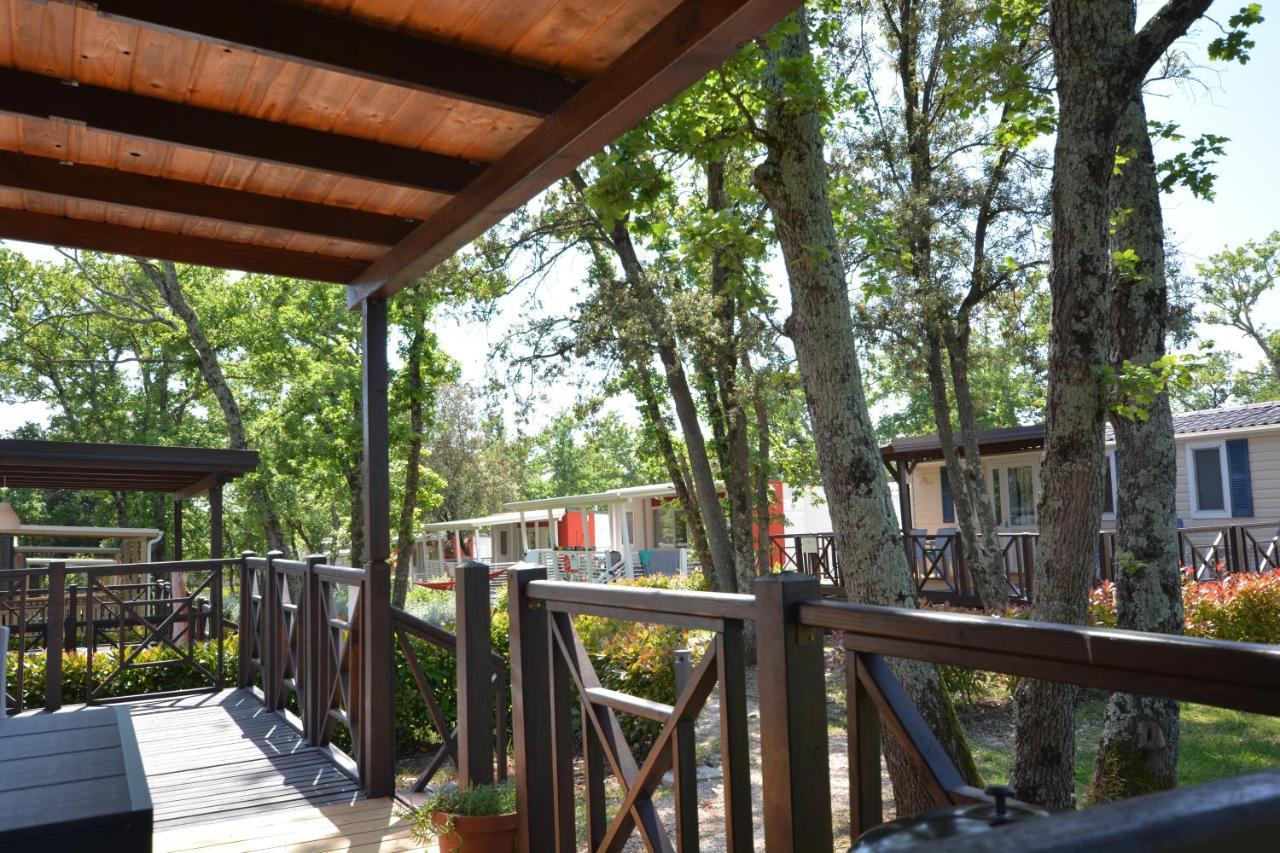 West Coast Mobilhome With Xxl Terrace In Naturist Resort Solaris Fkk Tar-Vabriga Ngoại thất bức ảnh
